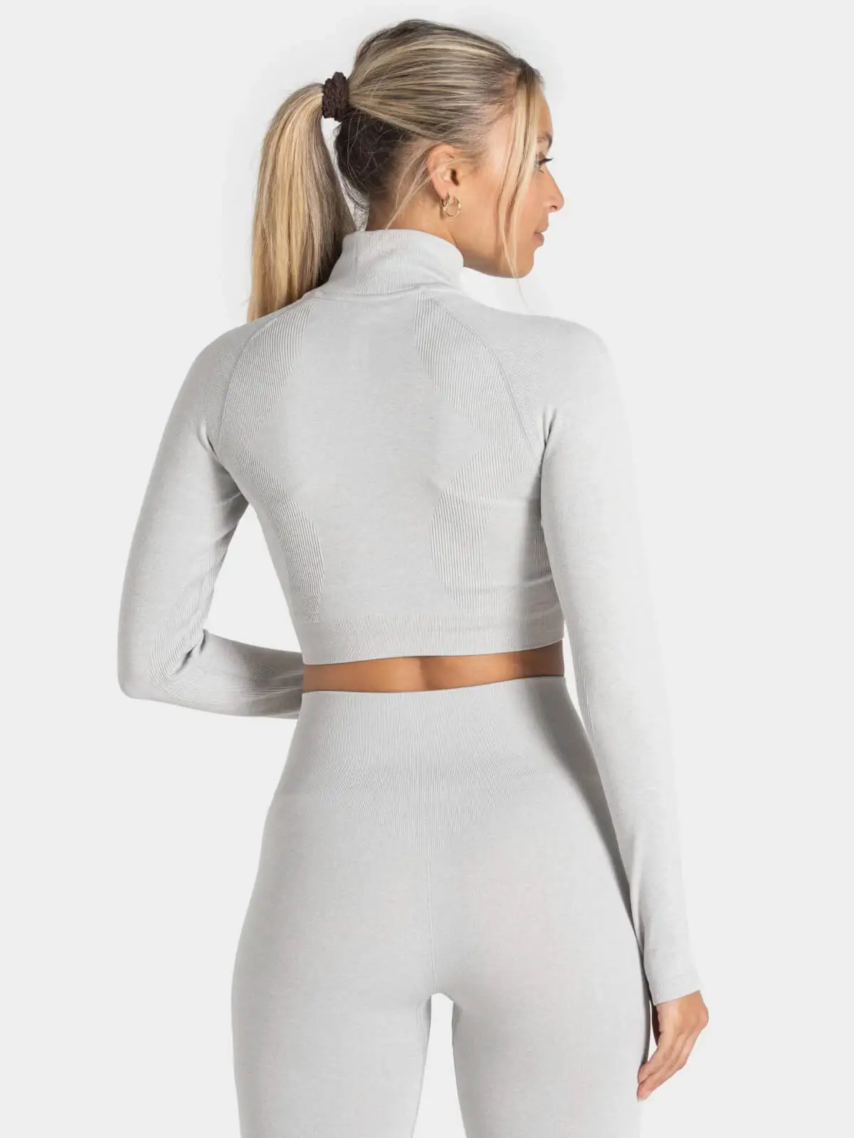 Core Seamless Crop Zip – Image 2