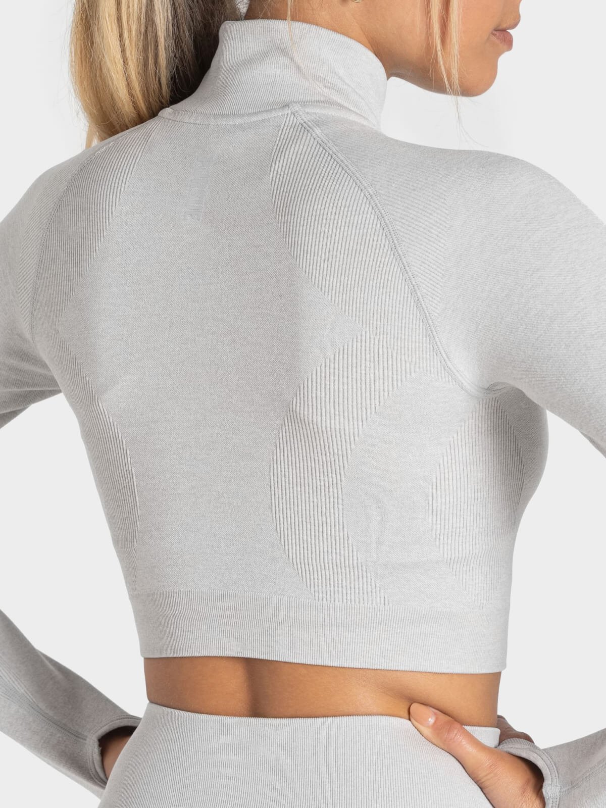 Core Seamless Crop Zip – Image 3