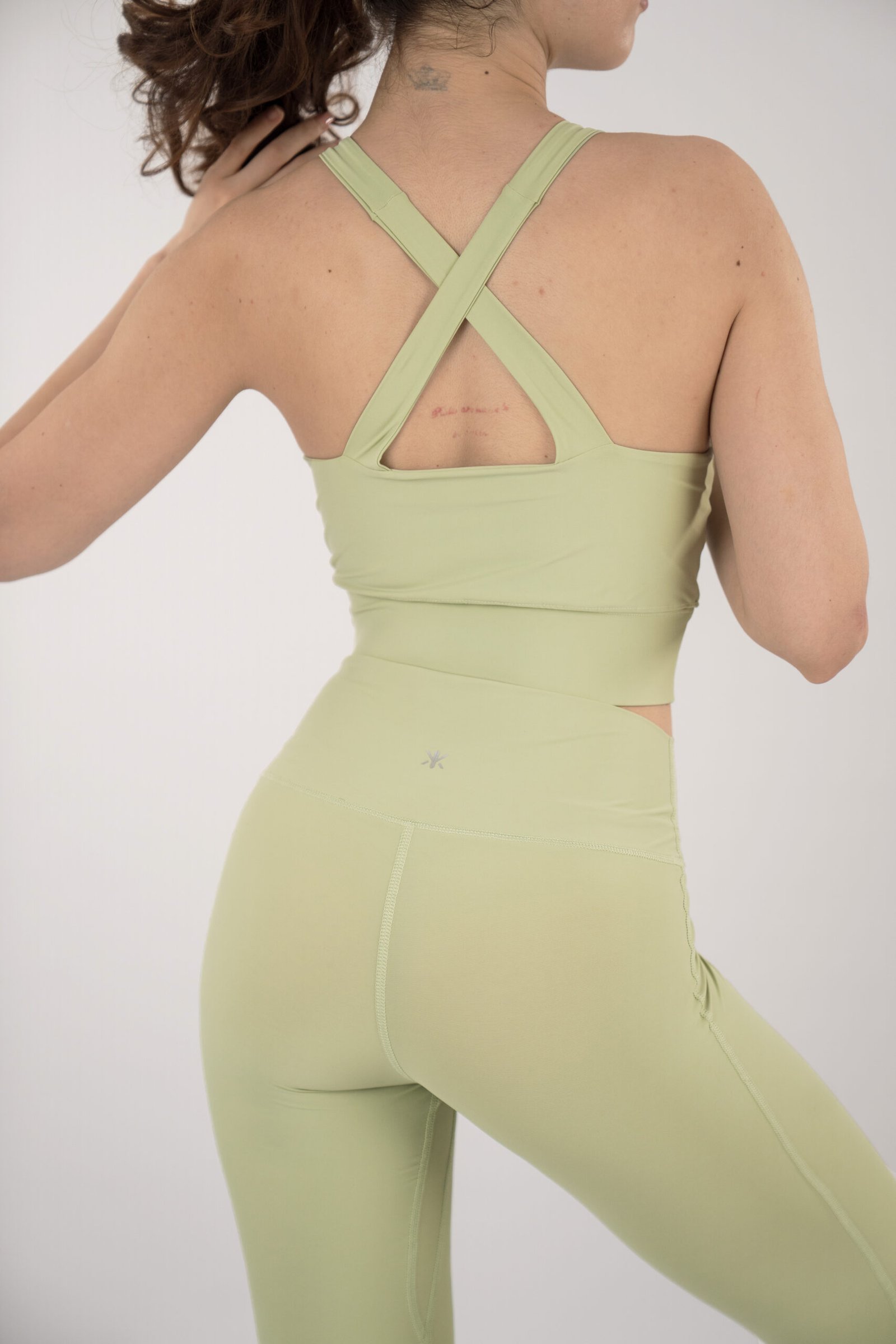 The Flex Longline Bra — Palm Lime – Image 2