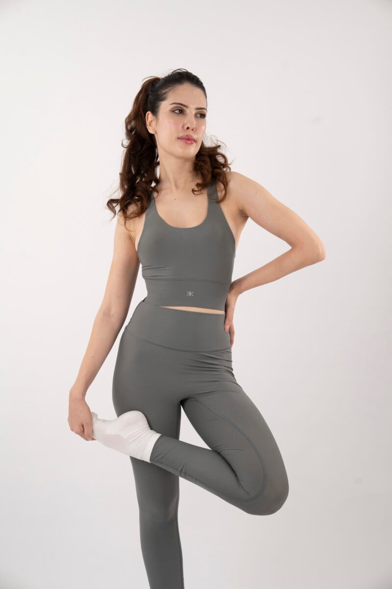 The Essence Seamless Legging — Storm Grey
